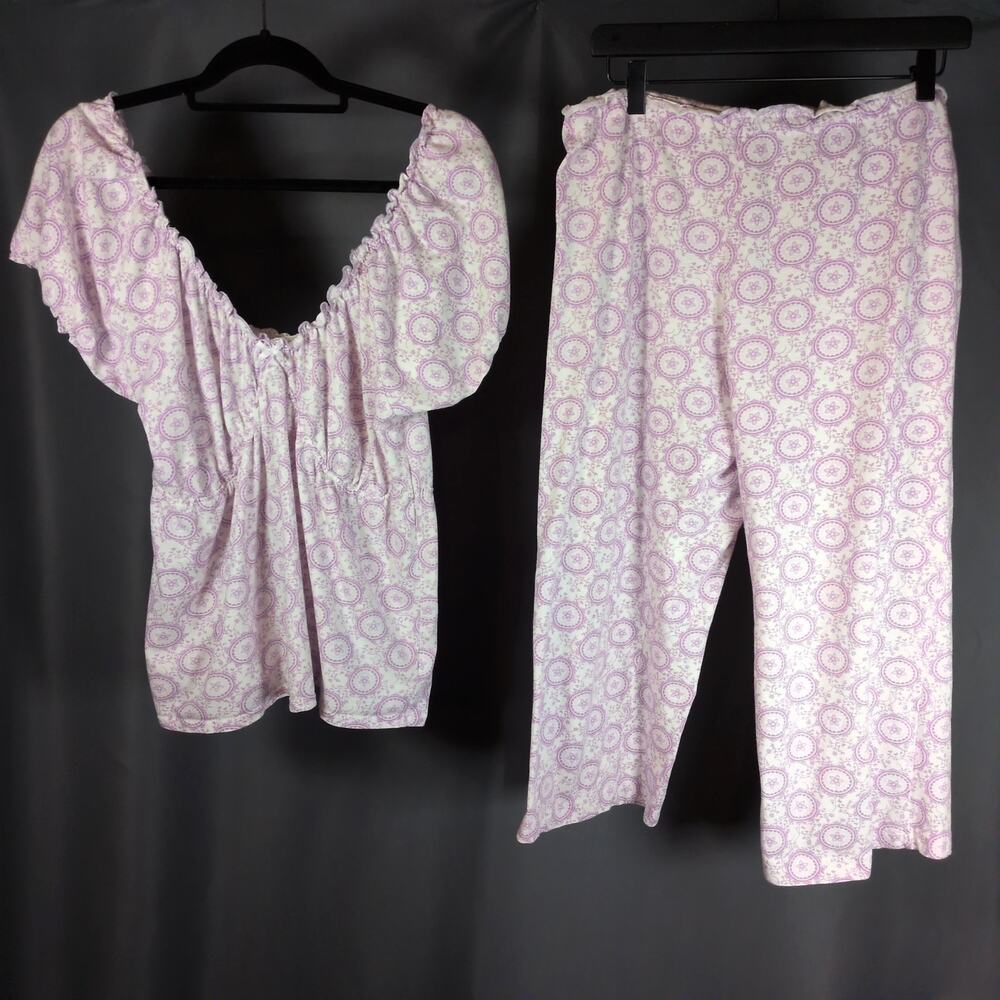Vintage Laura Ashley Purple and White 2-Piece Sleepwear Cottage Pajama Set Large